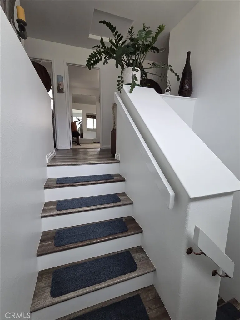 12438 Sonoma Drive Pacoima, CA 91331
