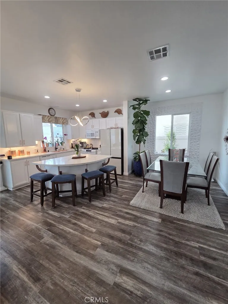 12438 Sonoma Drive Pacoima, CA 91331