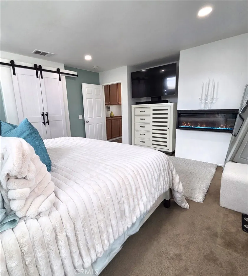 12438 Sonoma Drive Pacoima, CA 91331