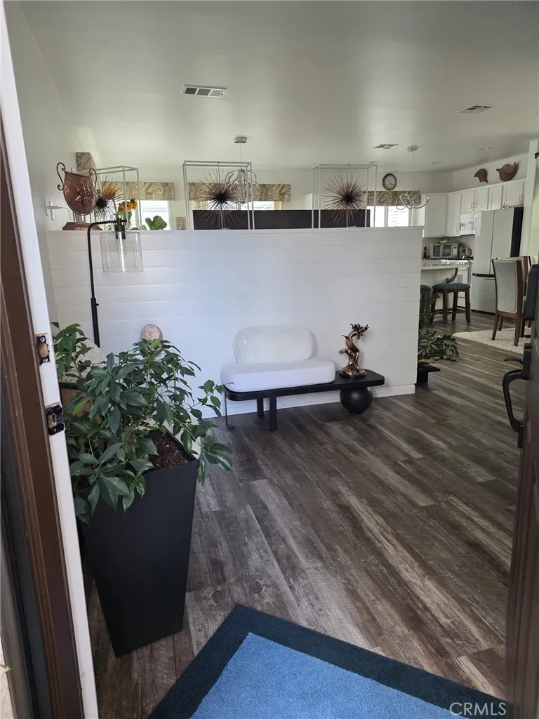 12438 Sonoma Drive Pacoima, CA 91331