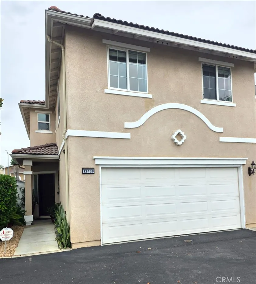 12438 Sonoma Drive Pacoima, CA 91331