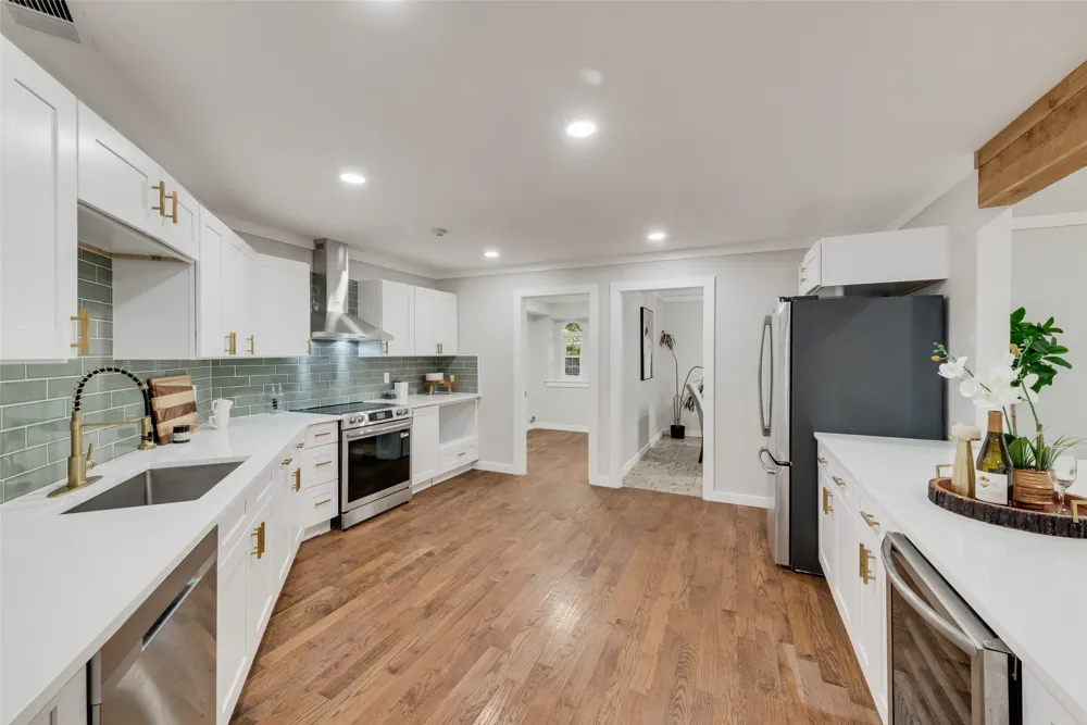 6535 Southpoint Drive Dallas, TX 75248