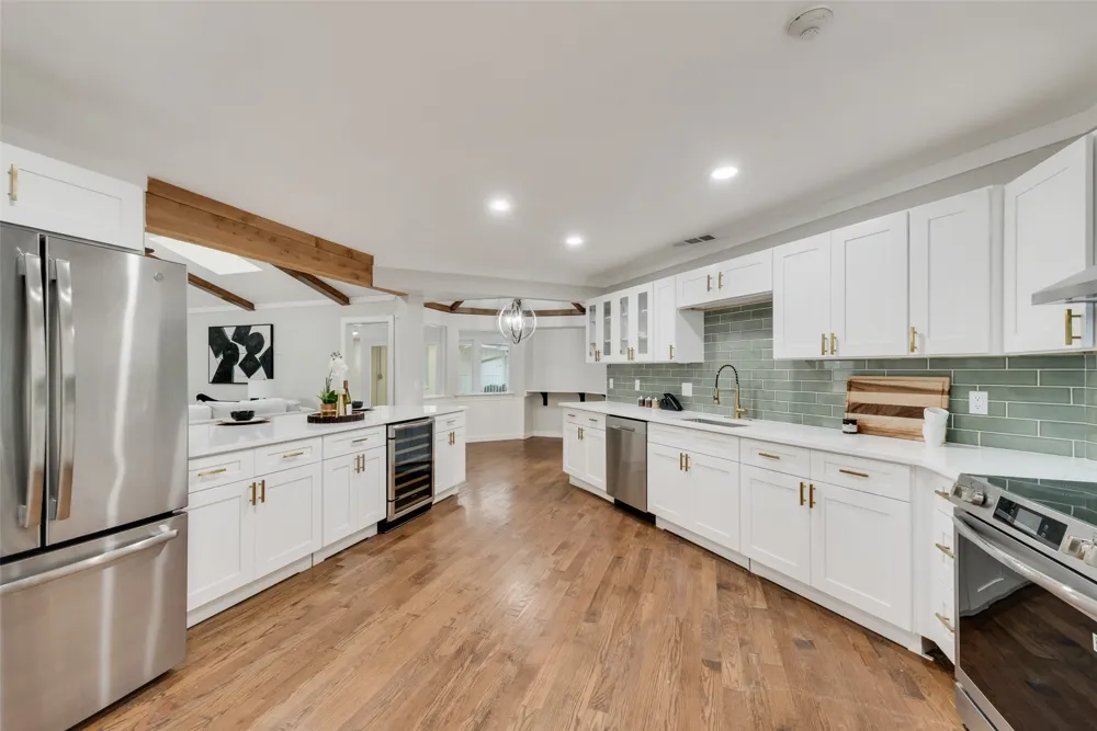 6535 Southpoint Drive Dallas, TX 75248