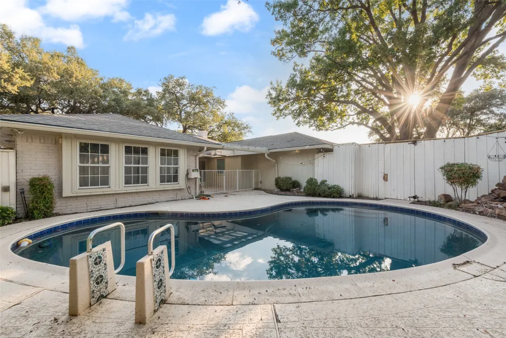 6535 Southpoint Drive Dallas, TX 75248