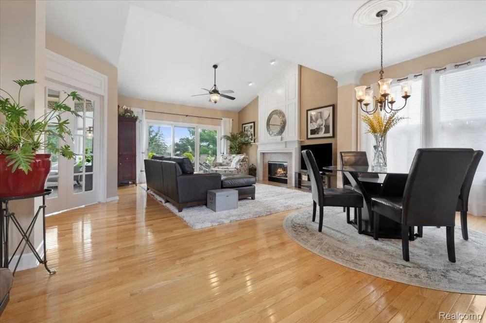 51184 Northview Plymouth Charter Township, MI 48170