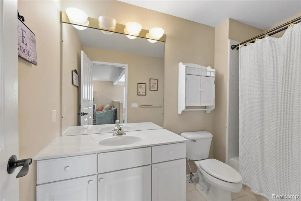 51184 Northview Plymouth Charter Township, MI 48170