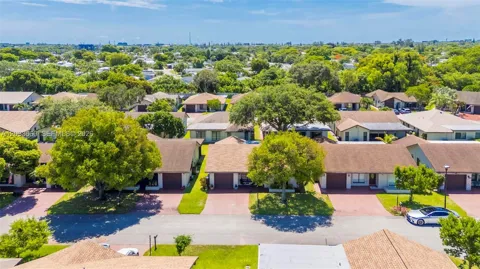 1726 SW 20th Ter