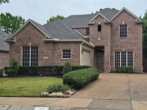 1614 Villa Court