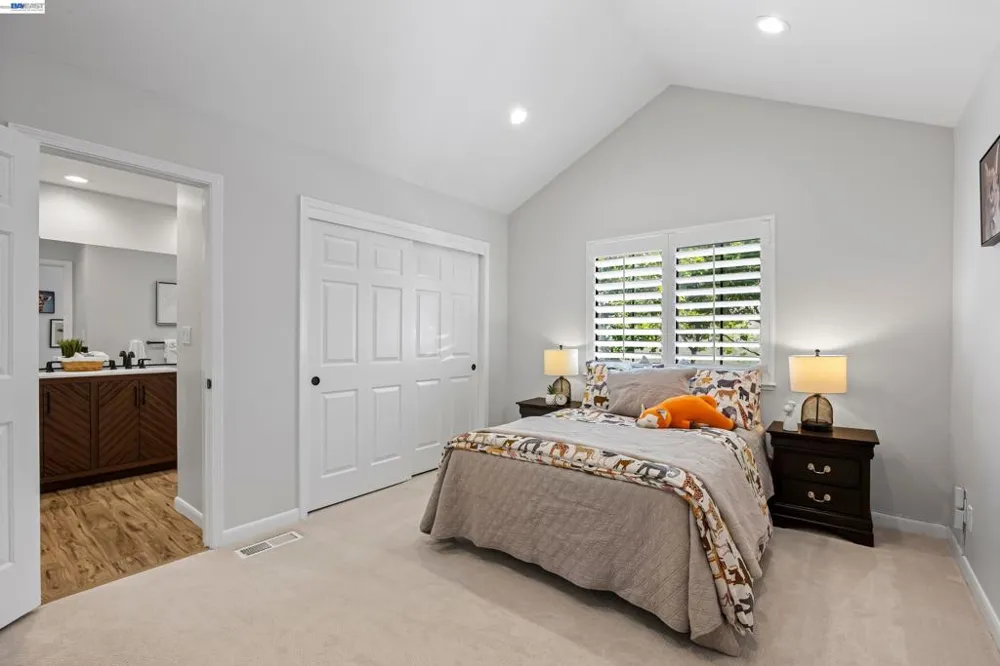 328 S Eagle Nest Ln Danville, CA 94506