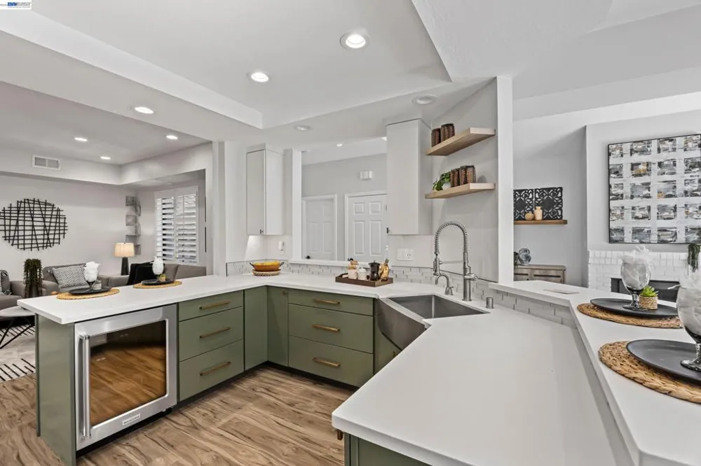 328 S Eagle Nest Ln Danville, CA 94506
