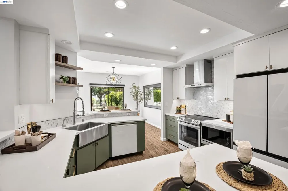 328 S Eagle Nest Ln Danville, CA 94506