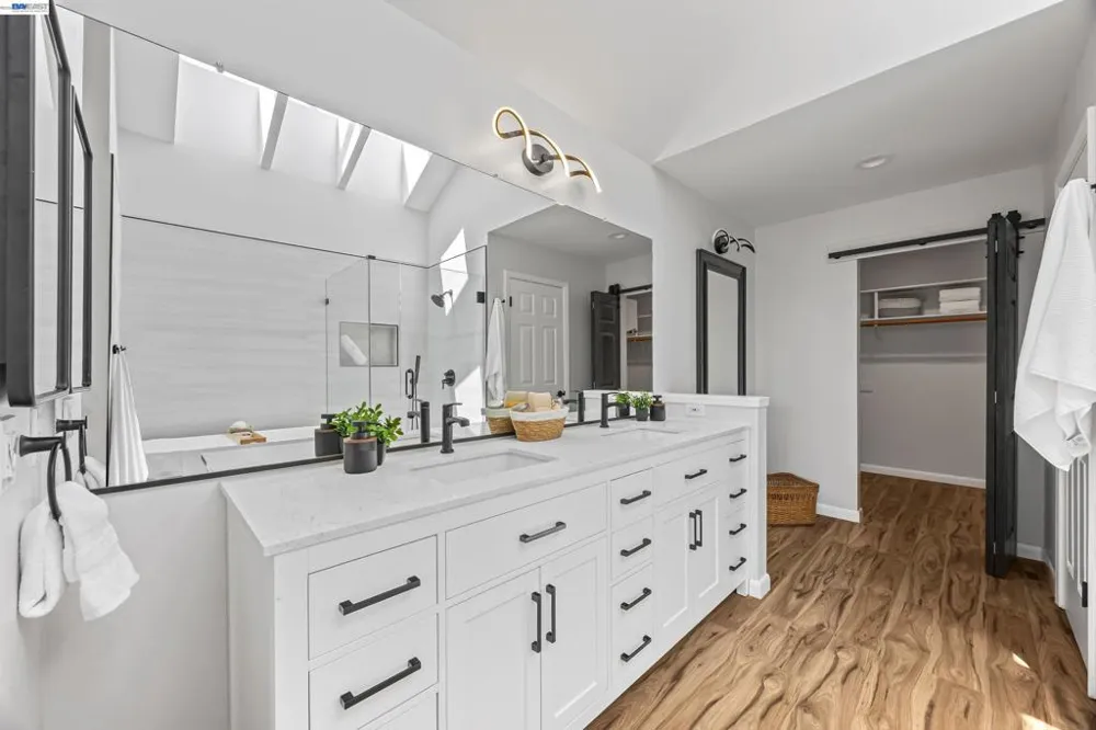 328 S Eagle Nest Ln Danville, CA 94506