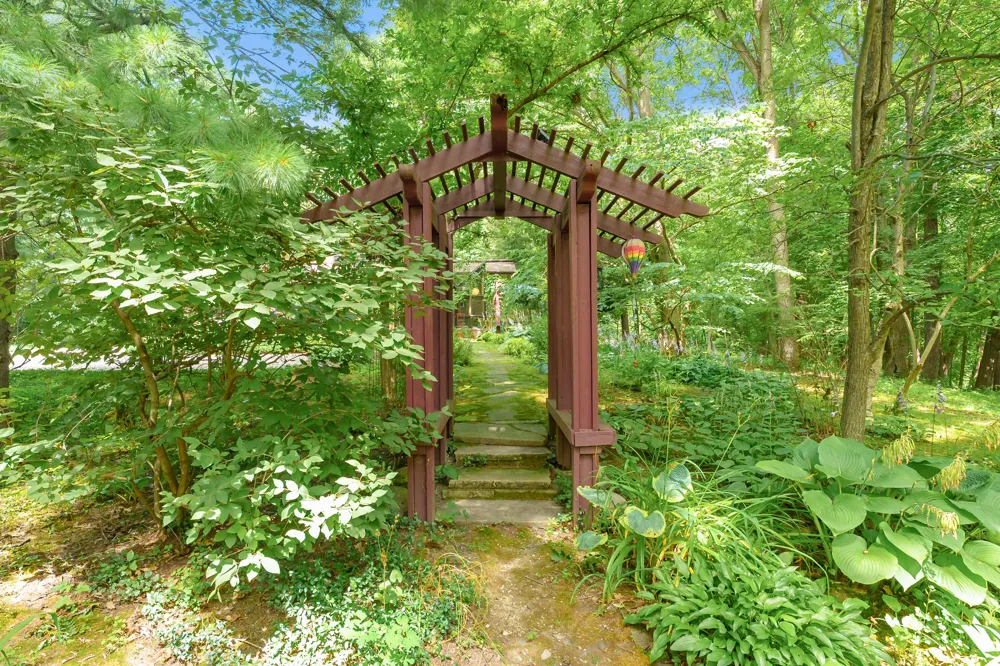 3818 Heights Drive Ross Township, MI 49060