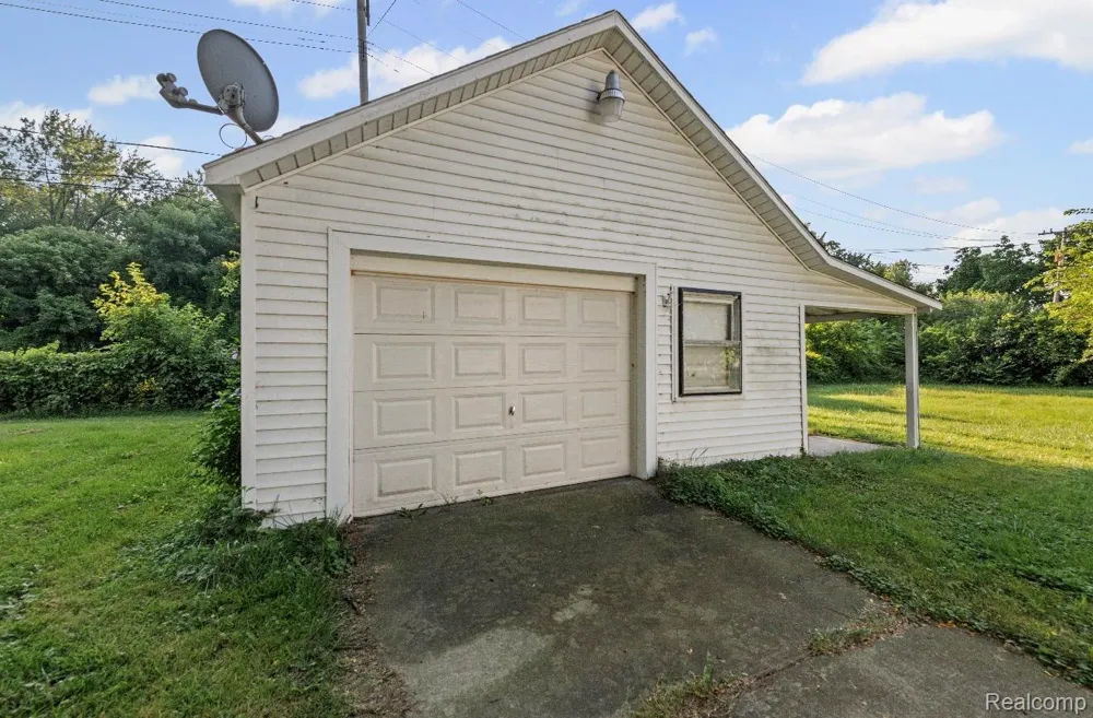 4802 Hazel Street Dearborn Heights City, MI 48125