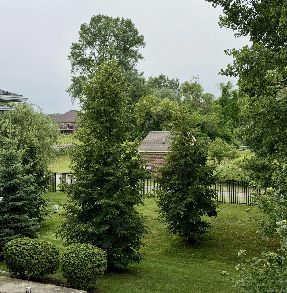 7013 Boulder Pointe Drive Washington Township, MI 48094