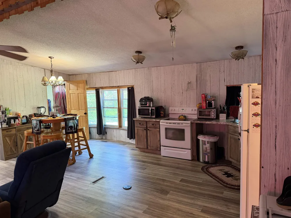 8819 Harlan Road Cleon Township, MI 49625