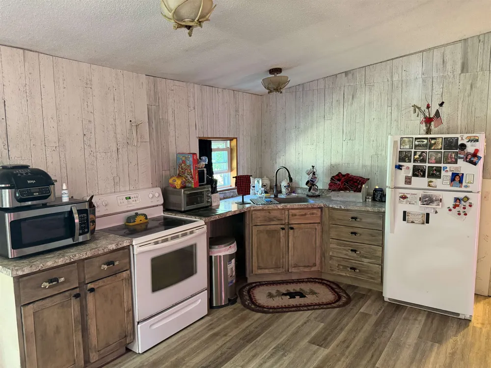 8819 Harlan Road Cleon Township, MI 49625