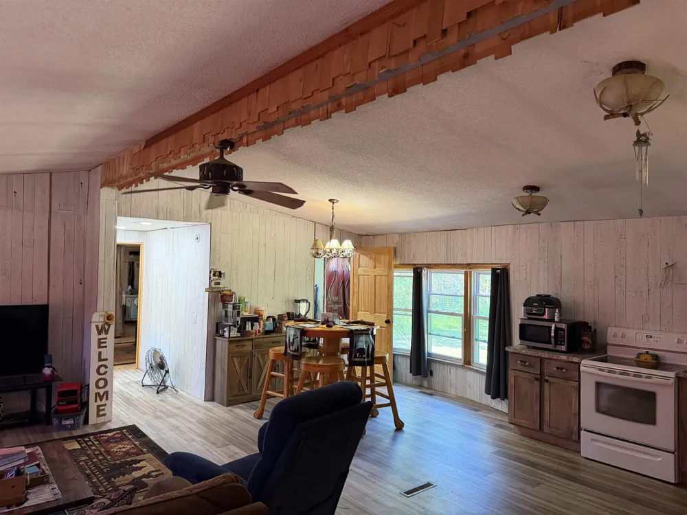 8819 Harlan Road Cleon Township, MI 49625
