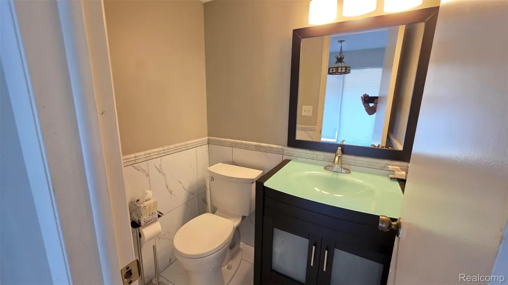 21150 Beaconsfield Street St Clair Shores City, MI 48080