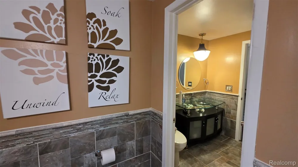 21150 Beaconsfield Street St Clair Shores City, MI 48080