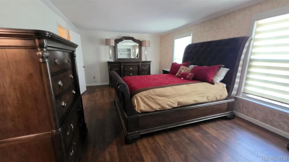 21150 Beaconsfield Street St Clair Shores City, MI 48080