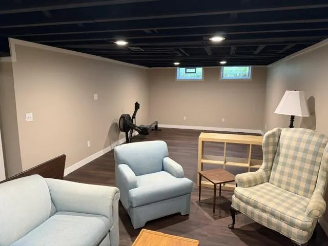 31180 E Rutland Street Beverly Hills Village, MI 48025