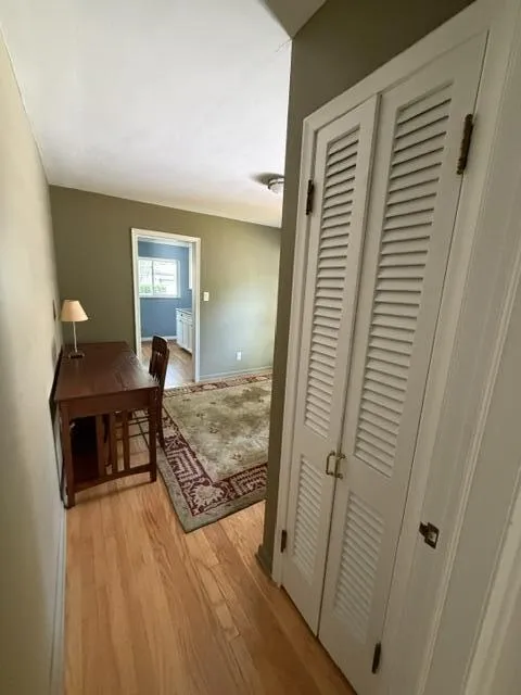 31180 E Rutland Street Beverly Hills Village, MI 48025