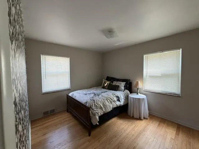 31180 E Rutland Street Beverly Hills Village, MI 48025