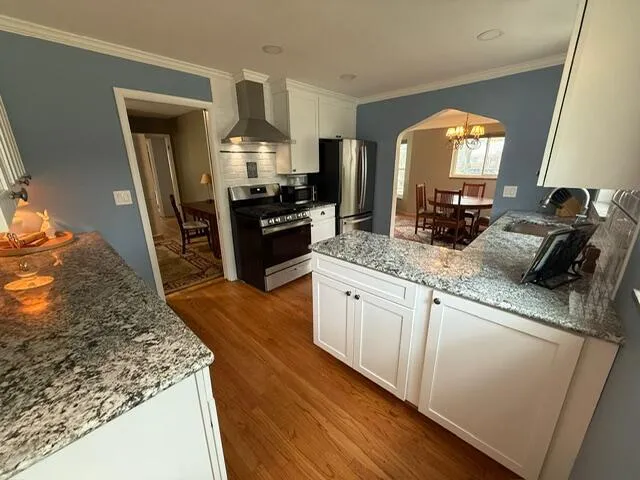 31180 E Rutland Street Beverly Hills Village, MI 48025