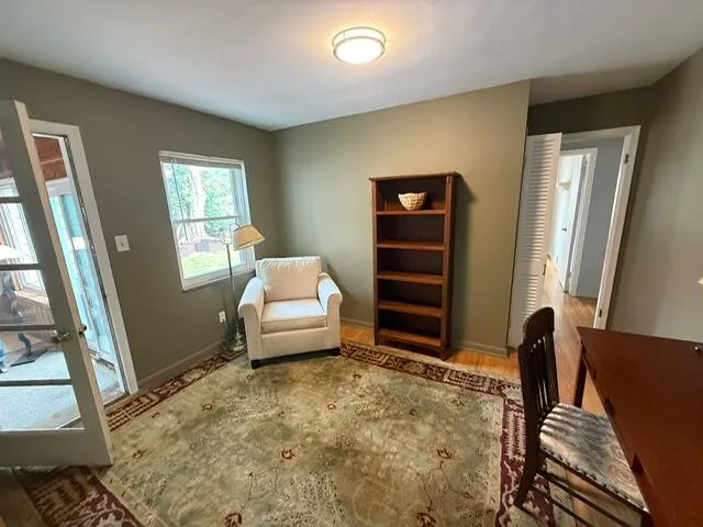 31180 E Rutland Street Beverly Hills Village, MI 48025