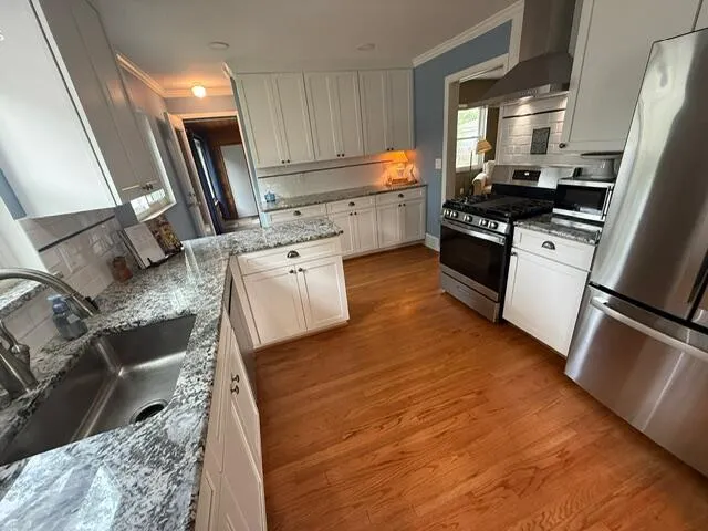 31180 E Rutland Street Beverly Hills Village, MI 48025