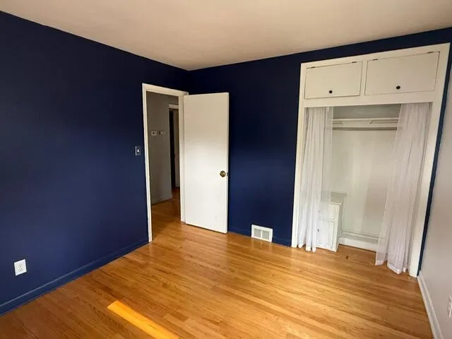31180 E Rutland Street Beverly Hills Village, MI 48025