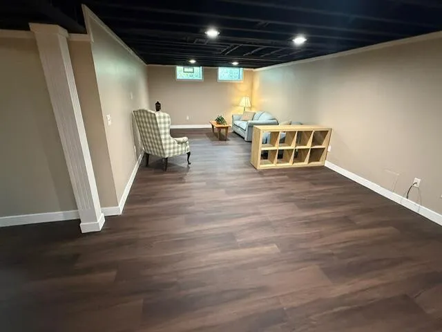 31180 E Rutland Street Beverly Hills Village, MI 48025