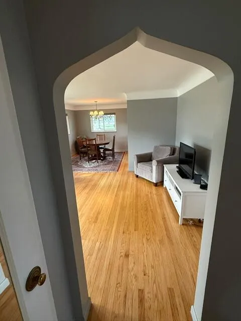 31180 E Rutland Street Beverly Hills Village, MI 48025