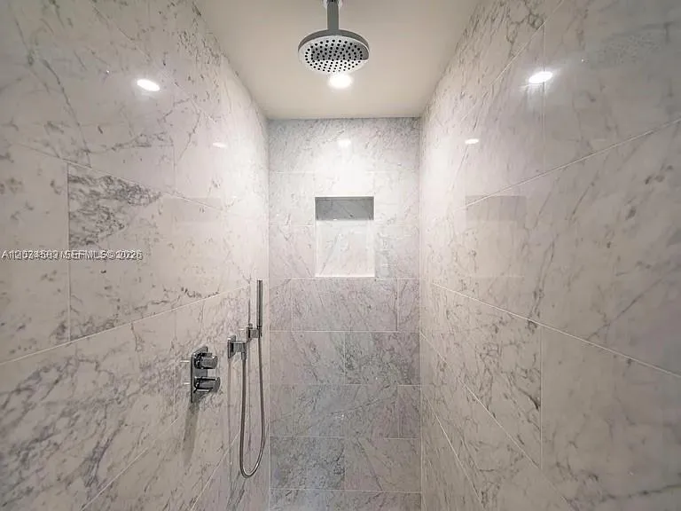 1000 Brickell Plz #3509 Miami, FL 33131