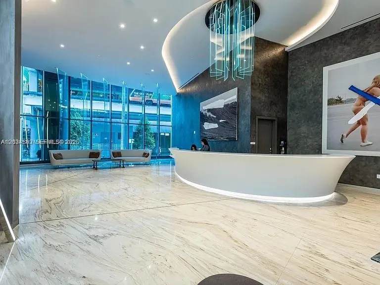 1000 Brickell Plz #3509 Miami, FL 33131