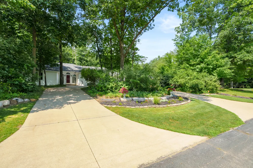 9064 Nature Way Oshtemo Charter Township, MI 49009