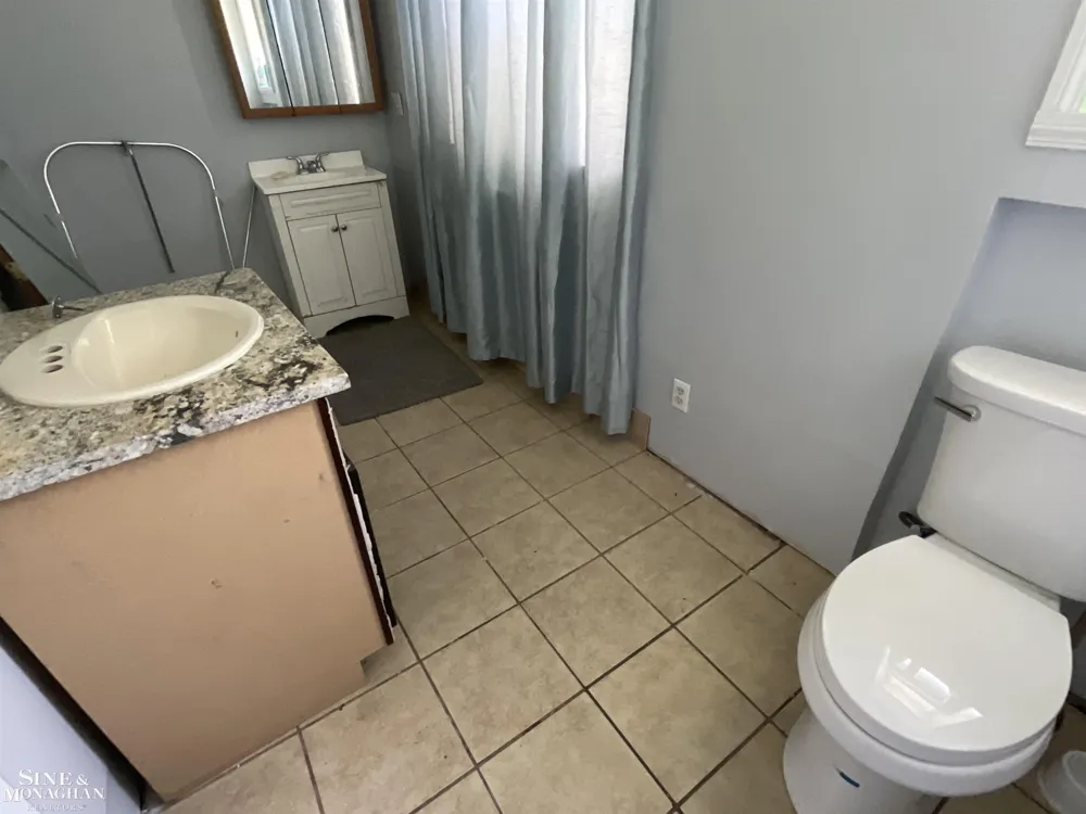 177 Williams Street Clay Township, MI 48028