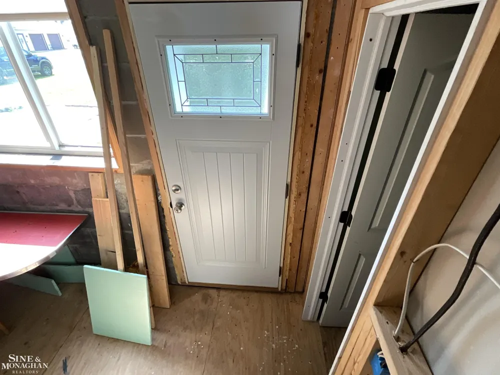 177 Williams Street Clay Township, MI 48028