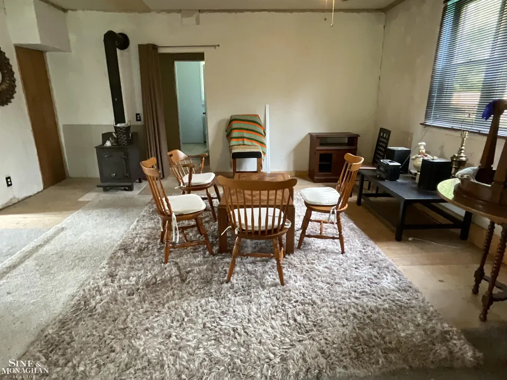 177 Williams Street Clay Township, MI 48028