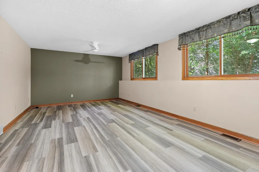 2919 Hunters Place #19 Comstock Charter Township, MI 49048