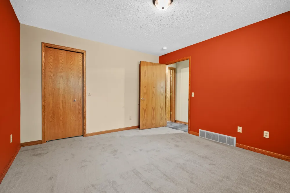 2919 Hunters Place #19 Comstock Charter Township, MI 49048