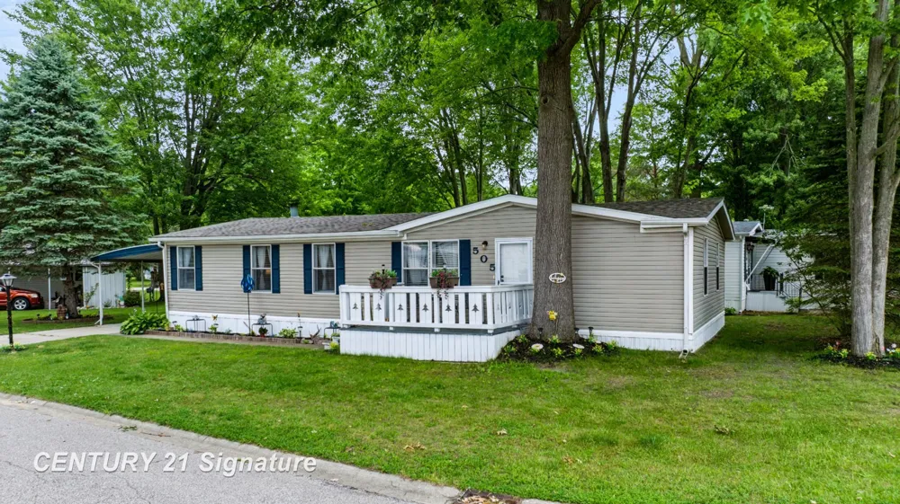 505 Park Circle Clio City, MI 48420