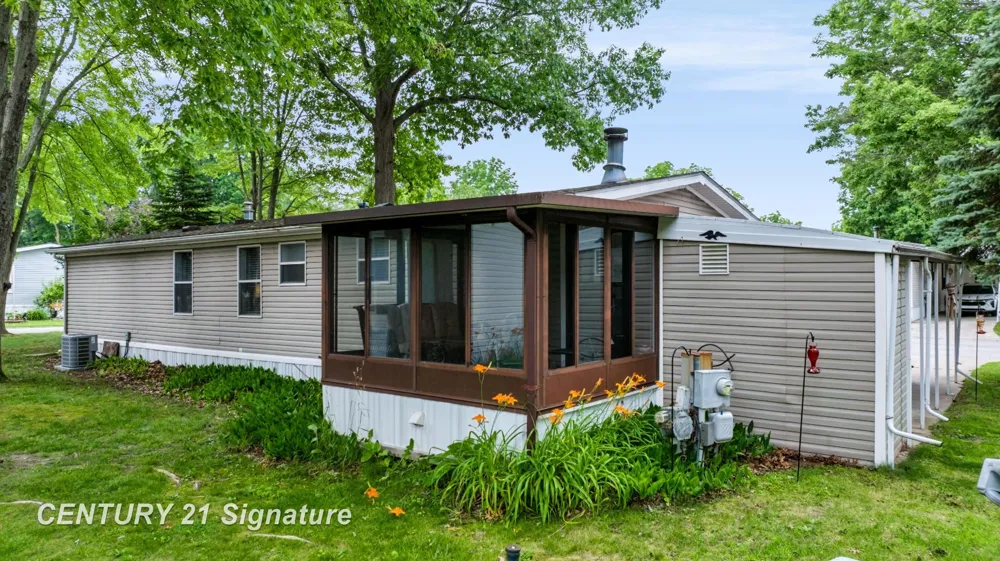 505 Park Circle Clio City, MI 48420