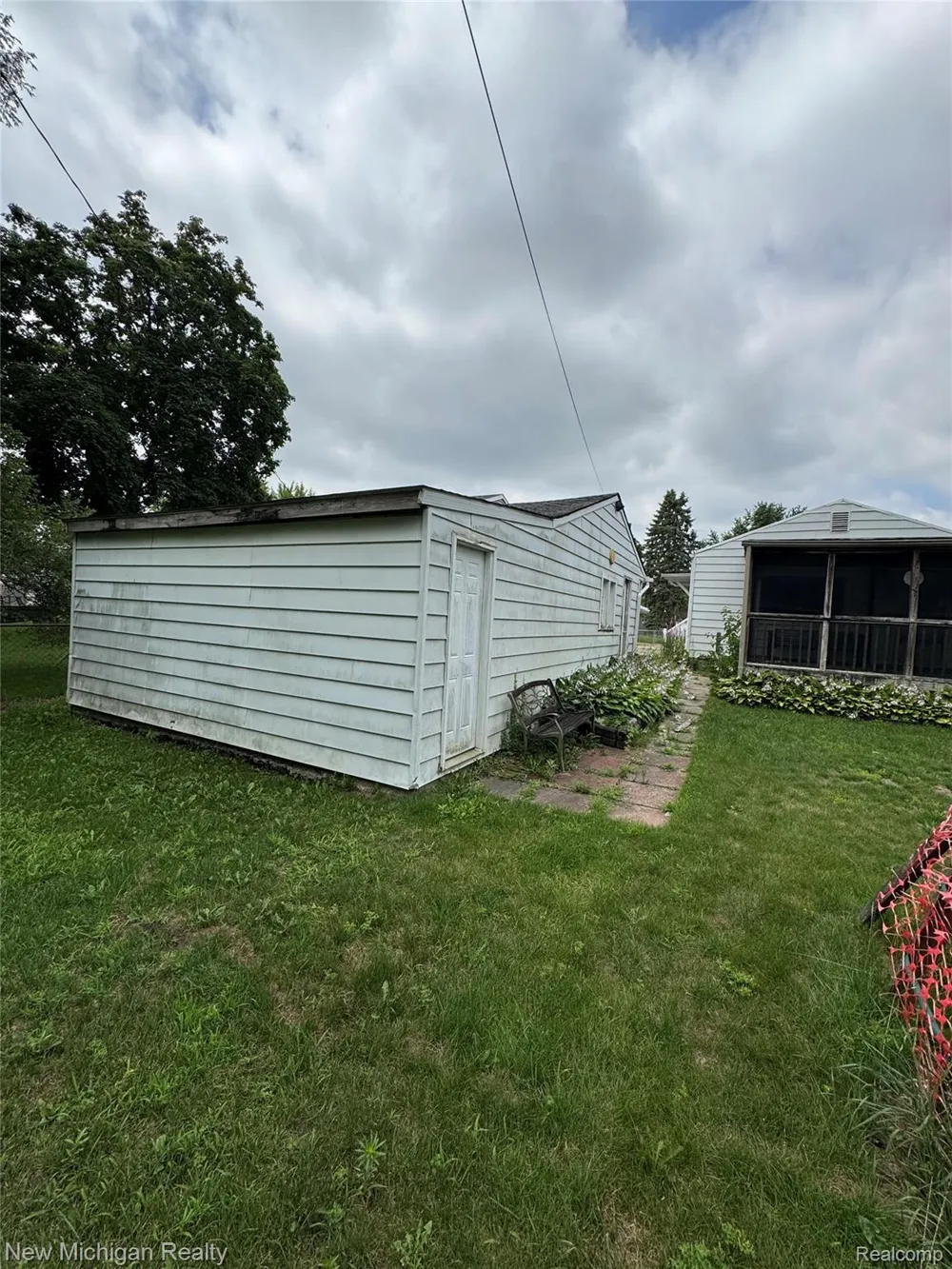 2773 Woodruff Lane York Charter Township, MI 48198