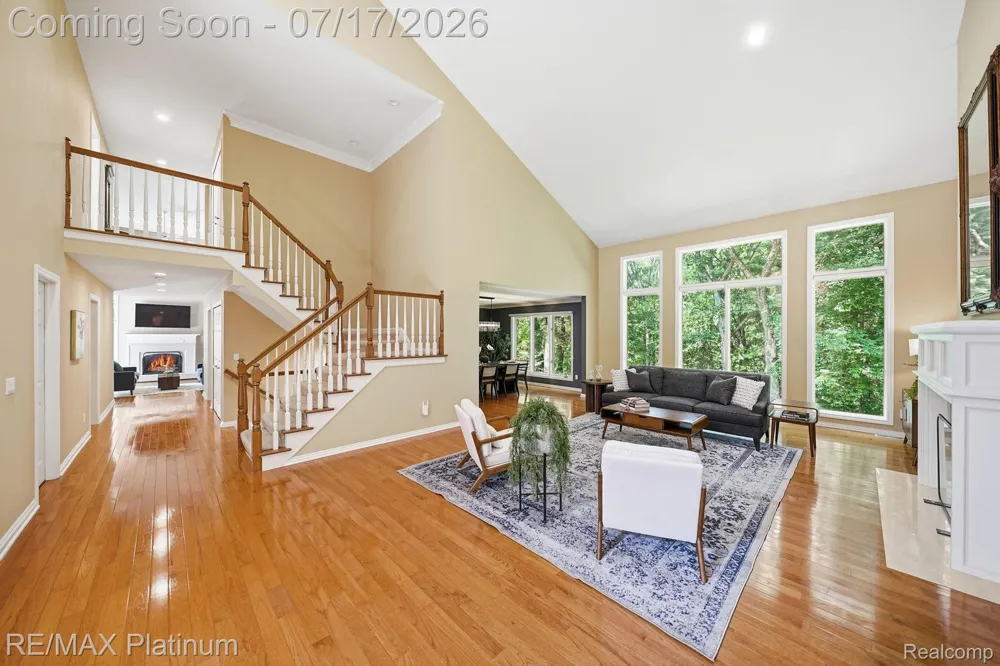 5458 Lake Ridge Drive Genoa Township, MI 48116