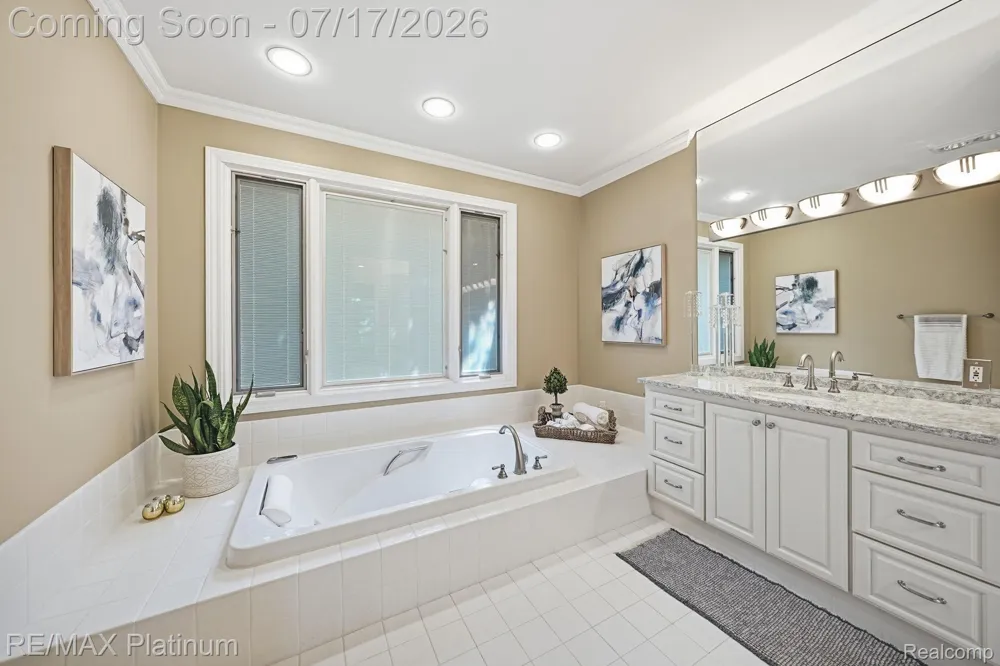 5458 Lake Ridge Drive Genoa Township, MI 48116