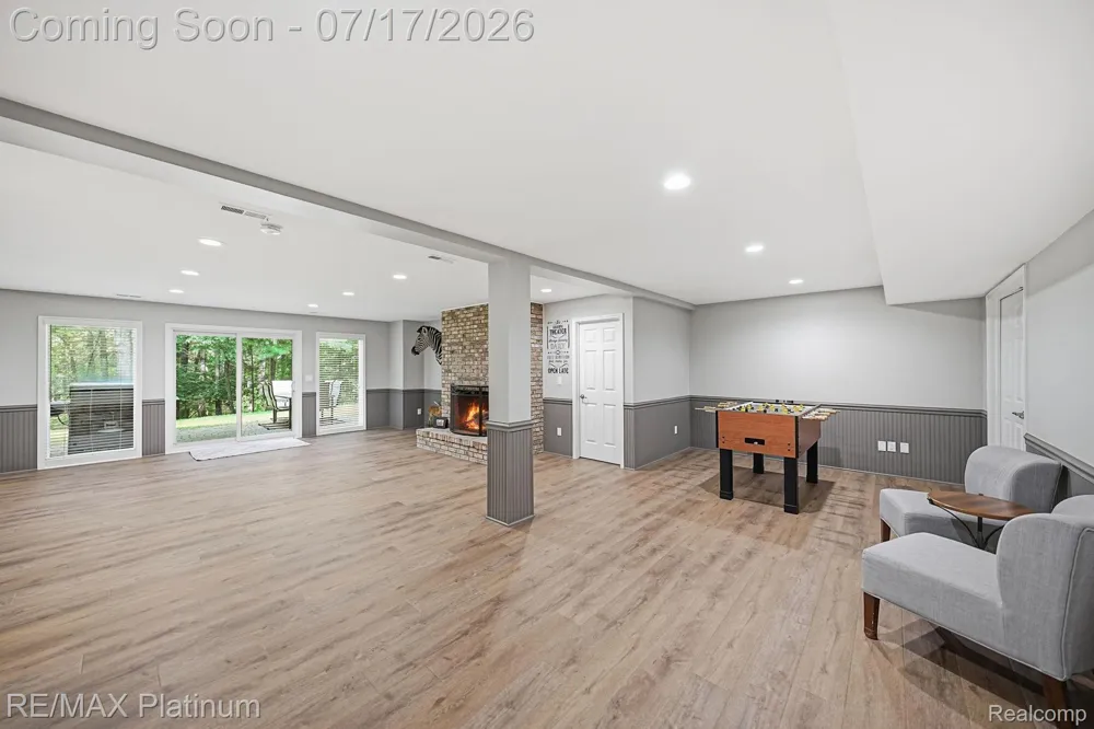 5458 Lake Ridge Drive Genoa Township, MI 48116