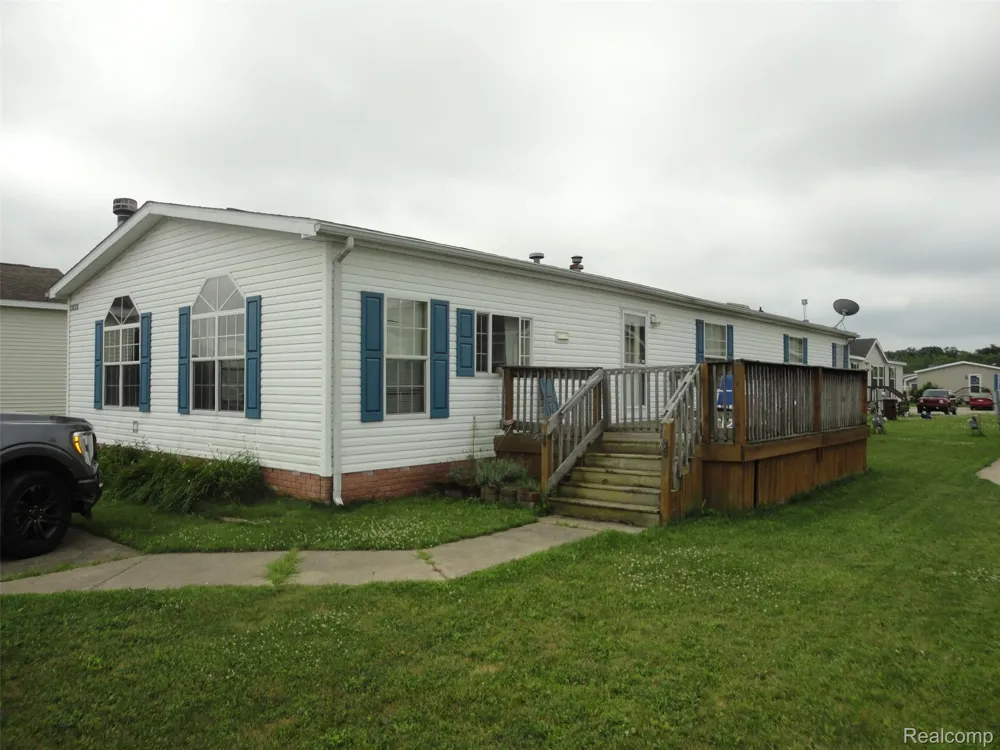 3931 Megans Ridge Raisinville Township, MI 48161