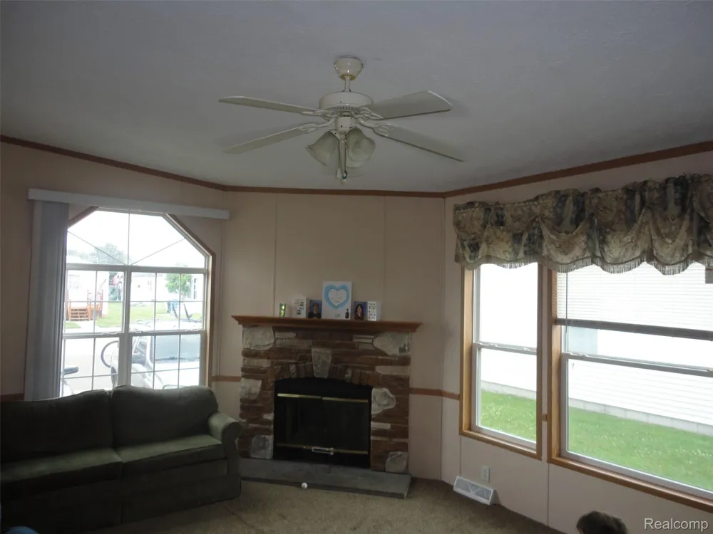 3931 Megans Ridge Raisinville Township, MI 48161